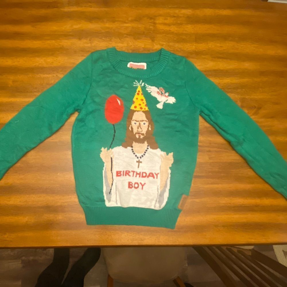 Tipsy Elves, ugly Christmas sweater